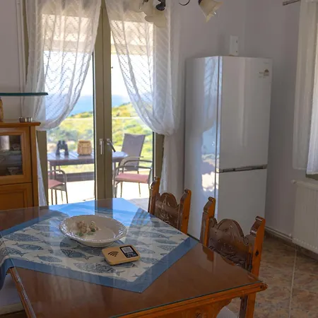 Captain's Kalivia (Skiathos)